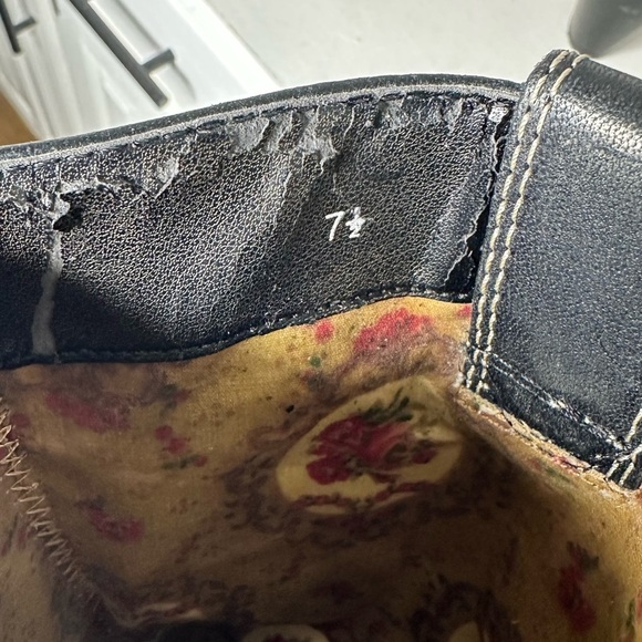 Seychelles Black Leather Floral Embroidered Western Boots – Women’s 7.5 - Picture 9 of 9